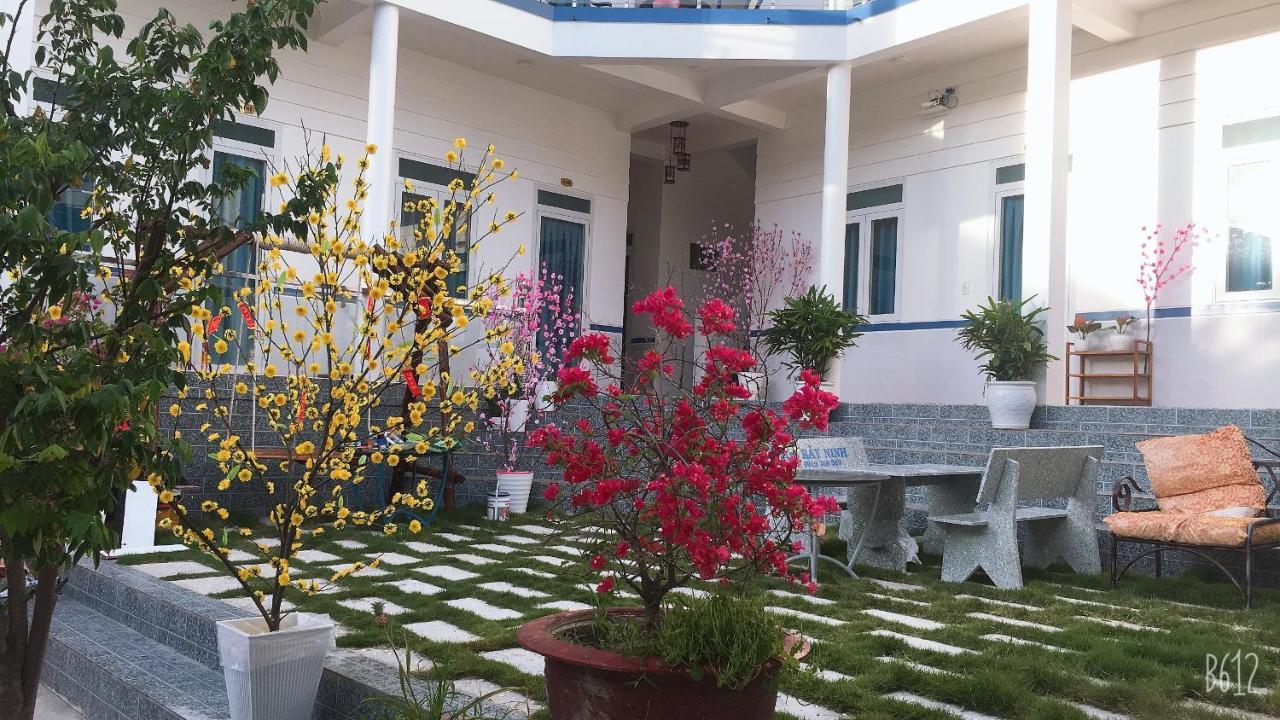 Minh Khoi Guest House Mũi Né Exterior foto